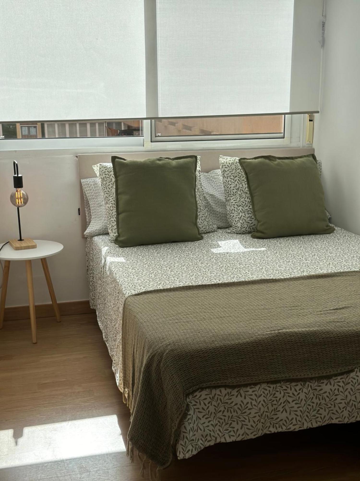 Apartamento Centrico A 12 Minutos De La Playa อัลเมรีอา ภายนอก รูปภาพ